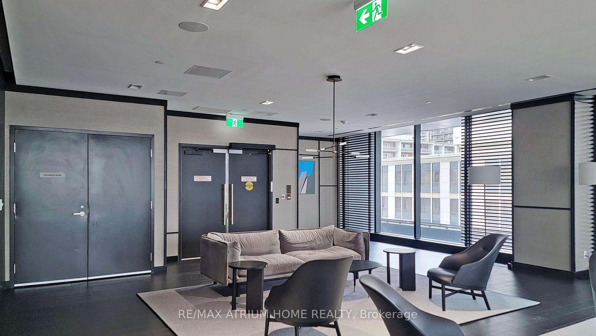2 Bedrooms Condo at 501 Yonge, Toronto For sale