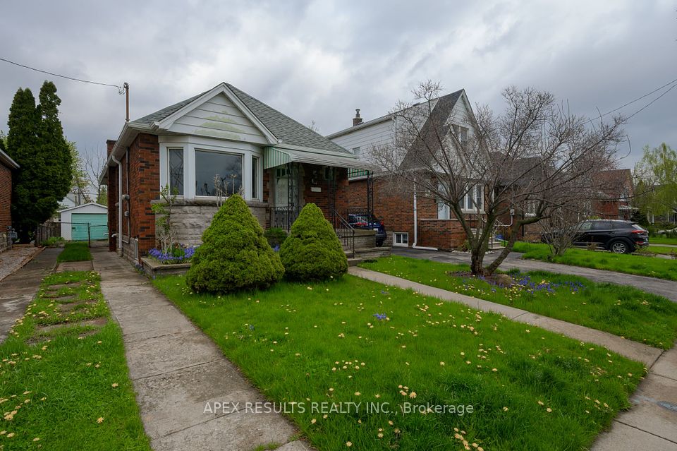 39 Strathearne