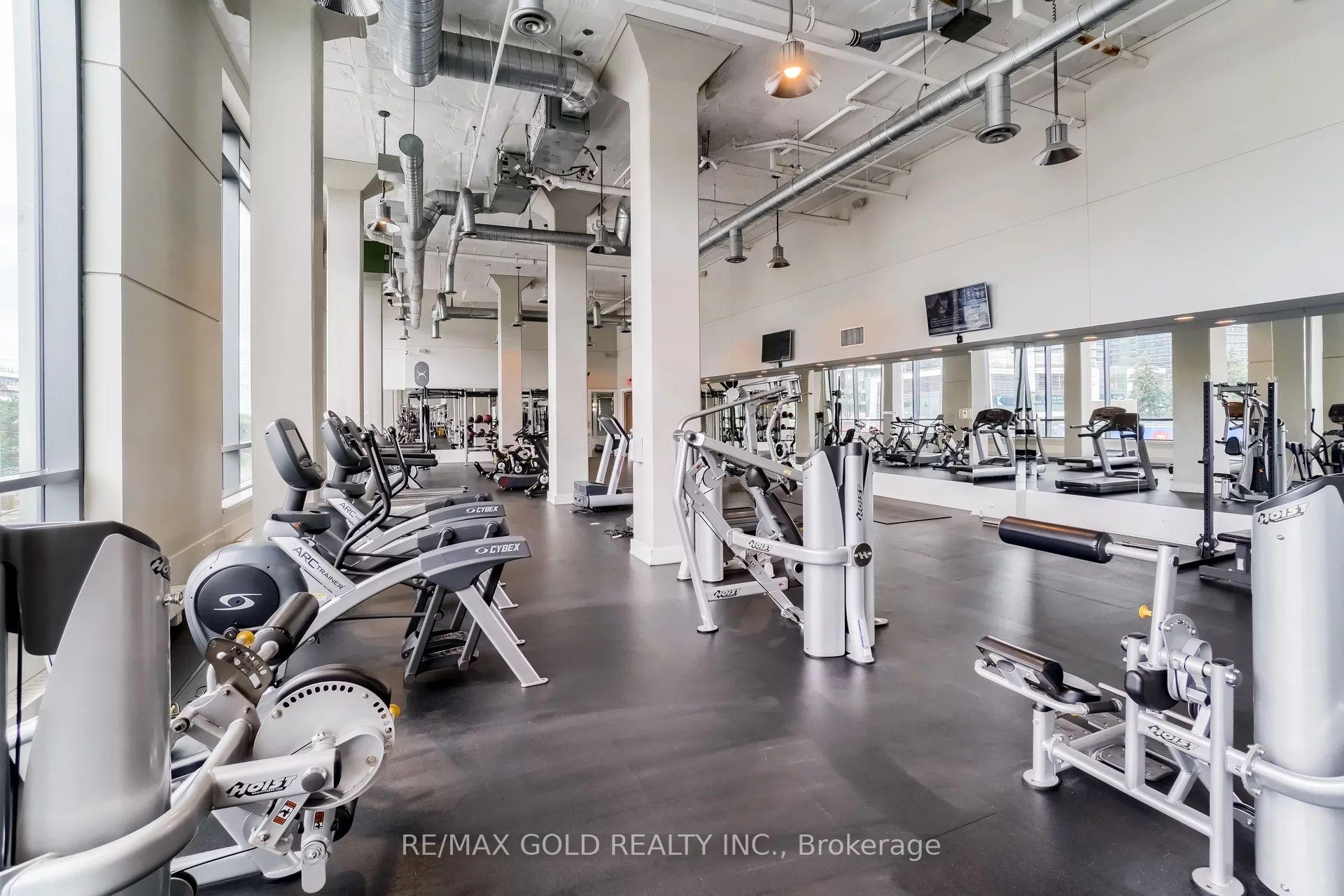 3 Bedrooms Condo at 2212 Lakeshore, Toronto For sale