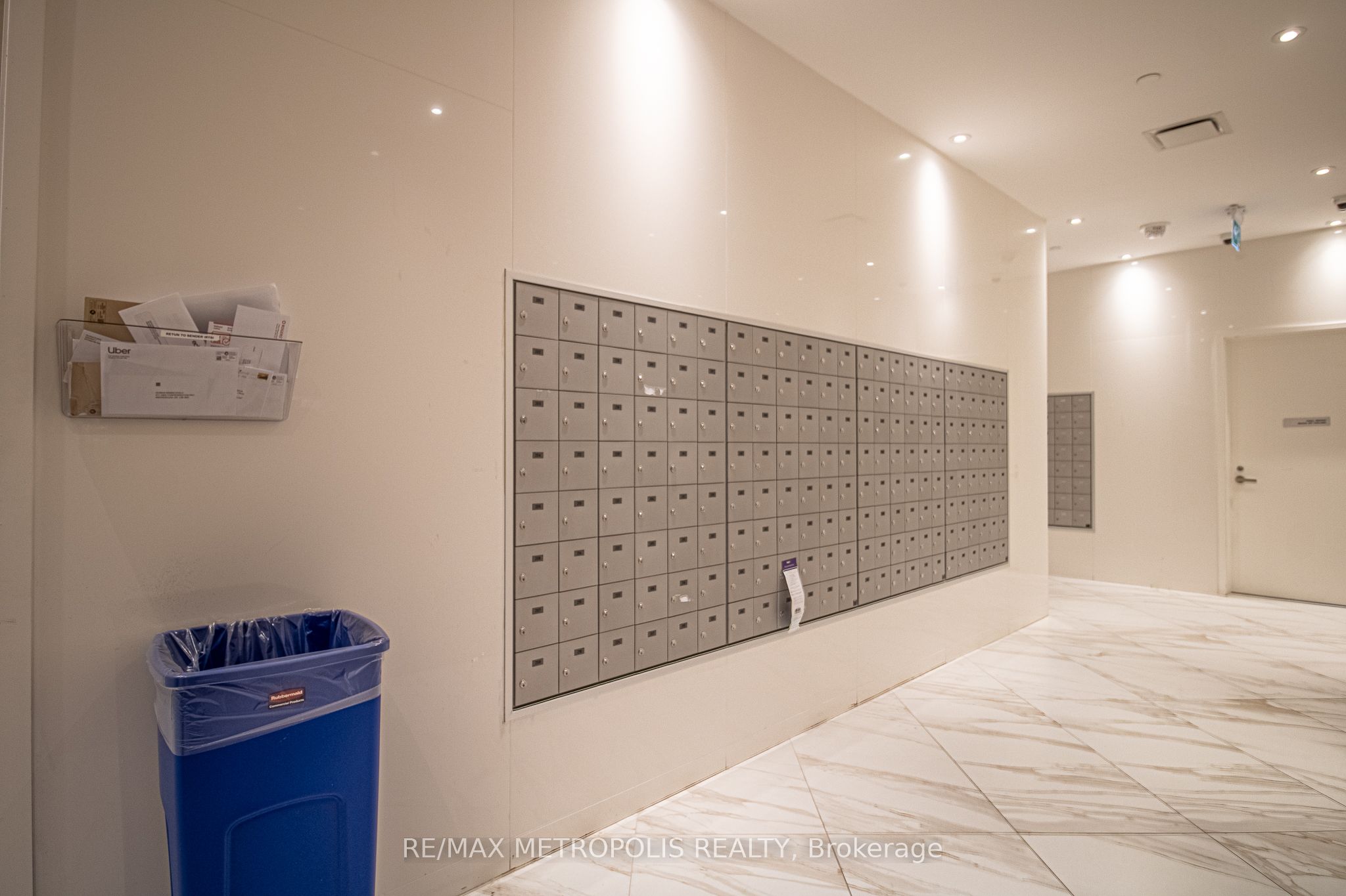 3900 Confederation Parkway, #216