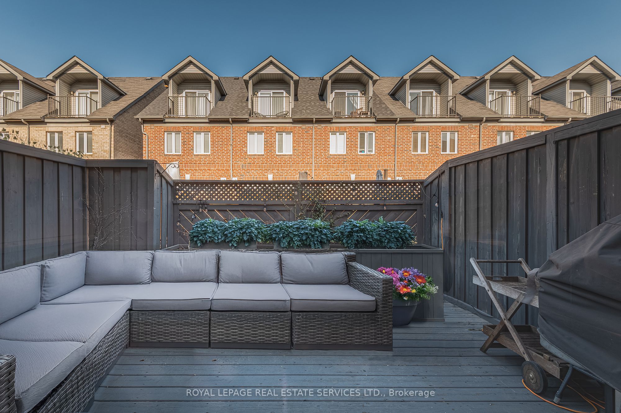 20 Shires Lane, #4
