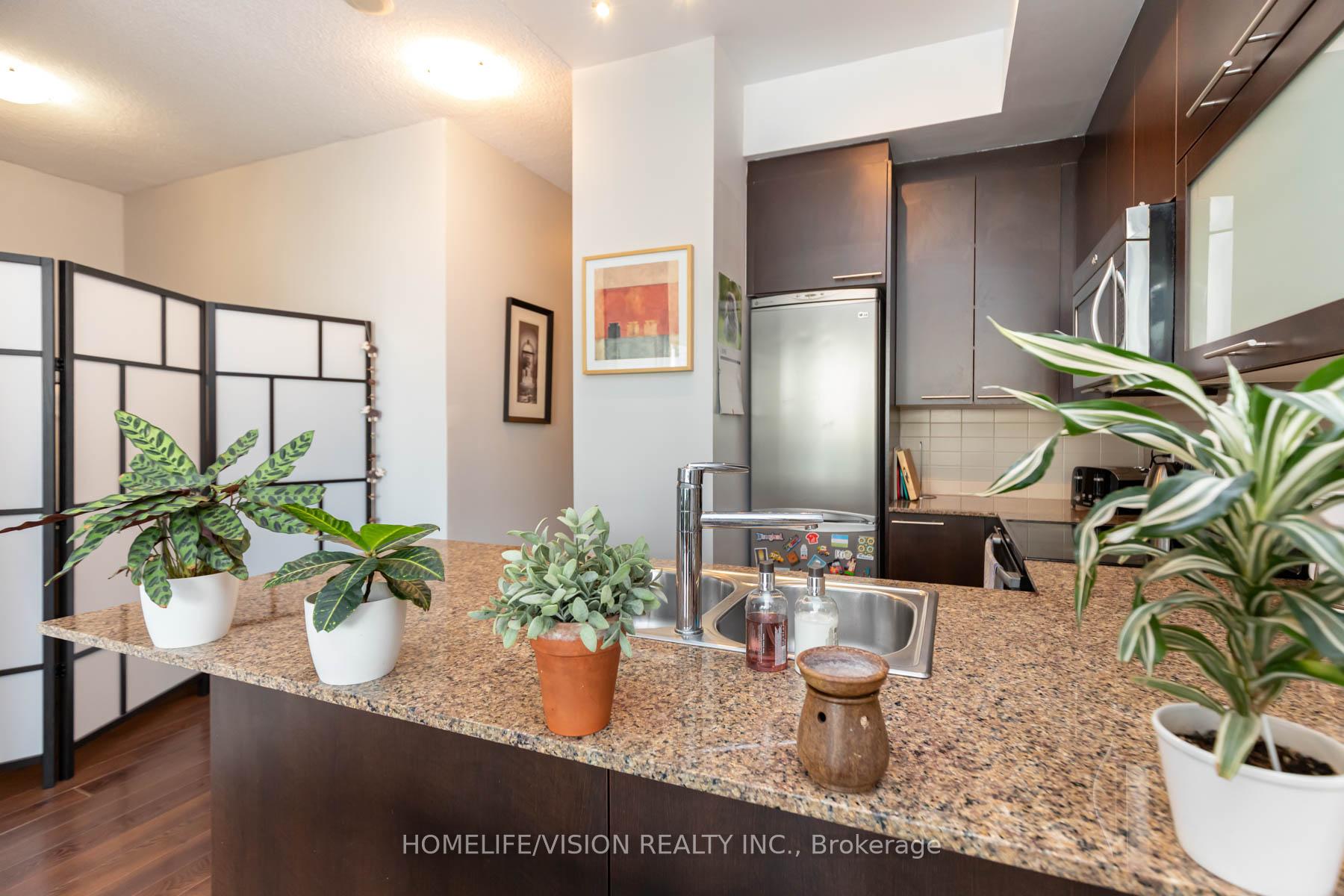 1 Bedroom Condo at 500 Sherbourne, Toronto For sale
