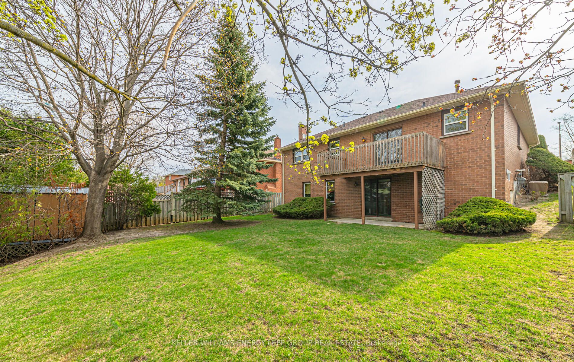 8 Hialeah Crescent