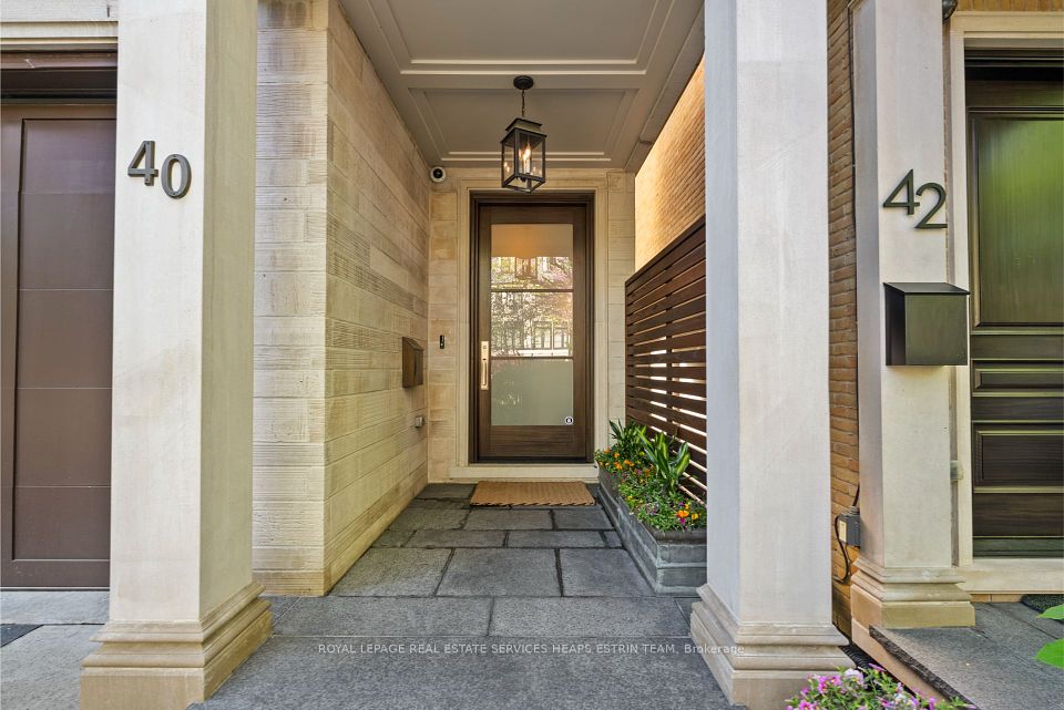 40 Oriole Road, Toronto, ON M4V 2E8