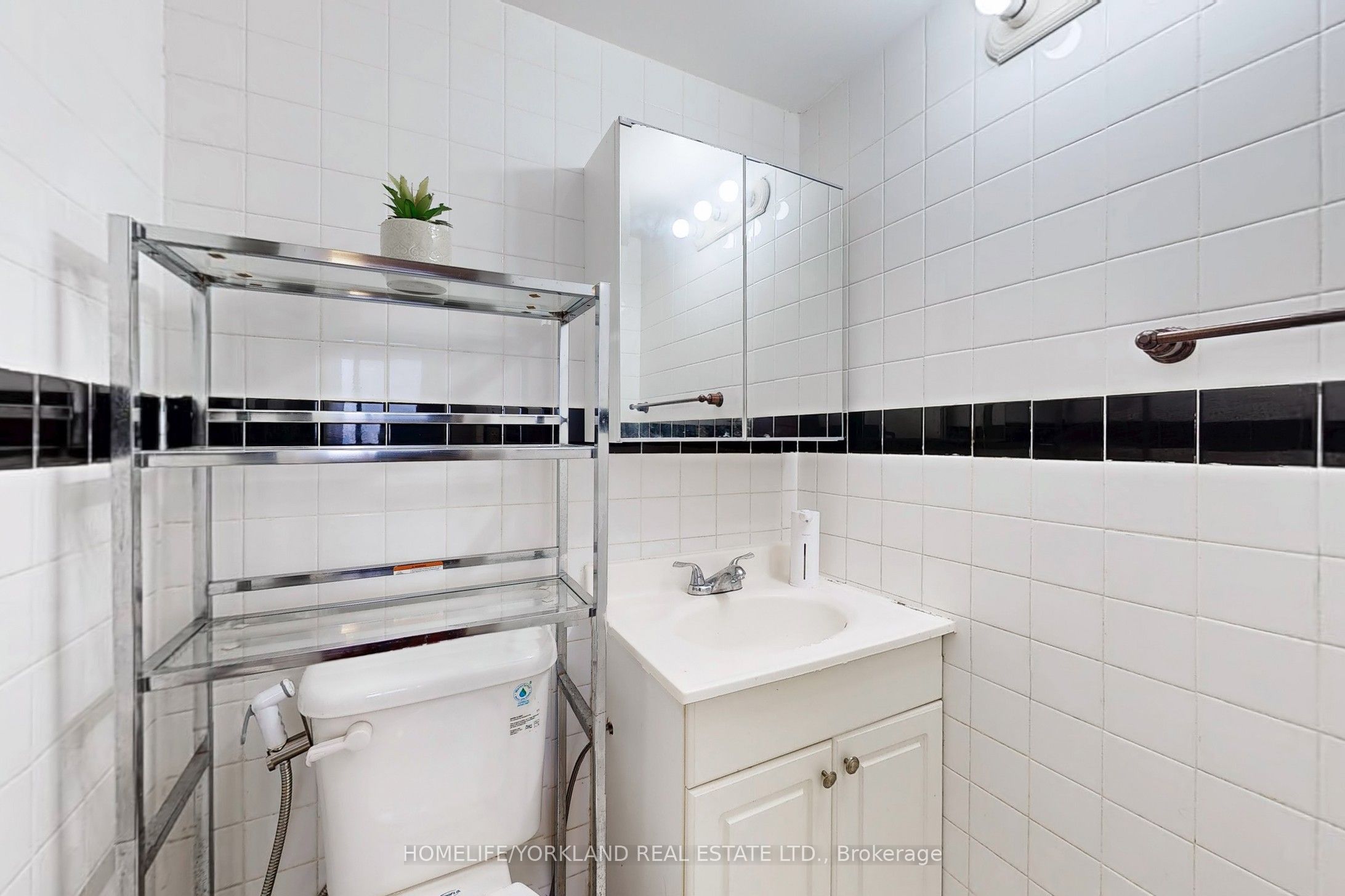 301 Prudential Drive, #1111