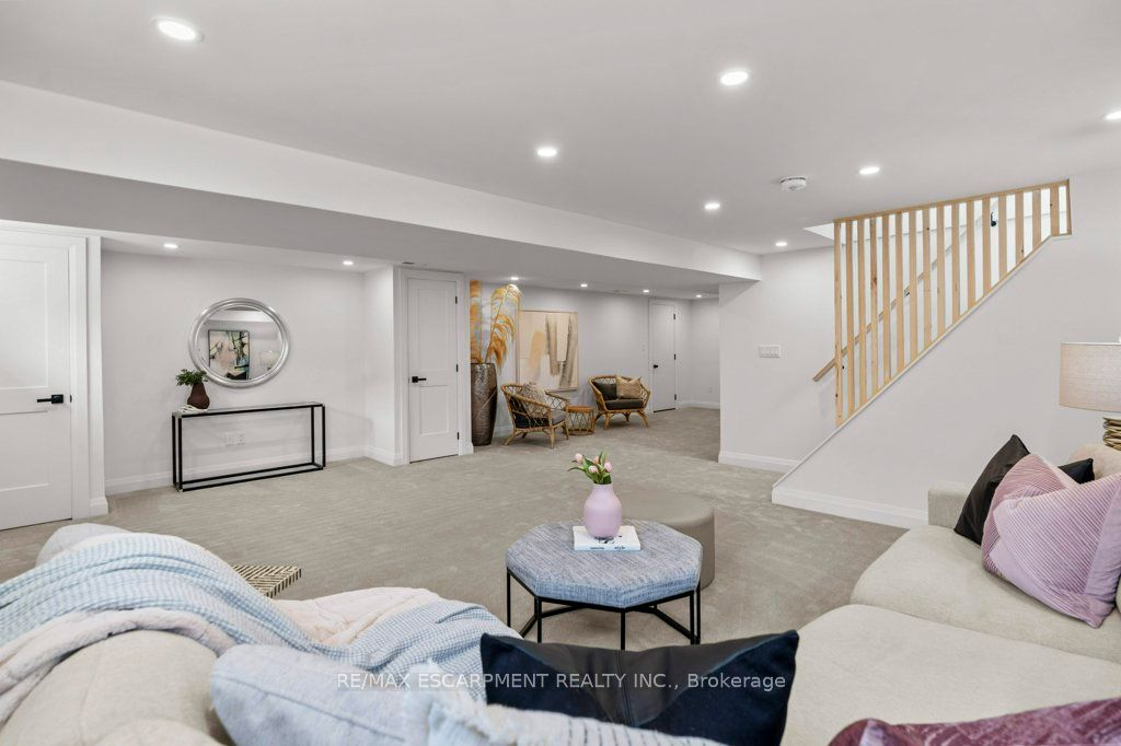 877 Condor Drive