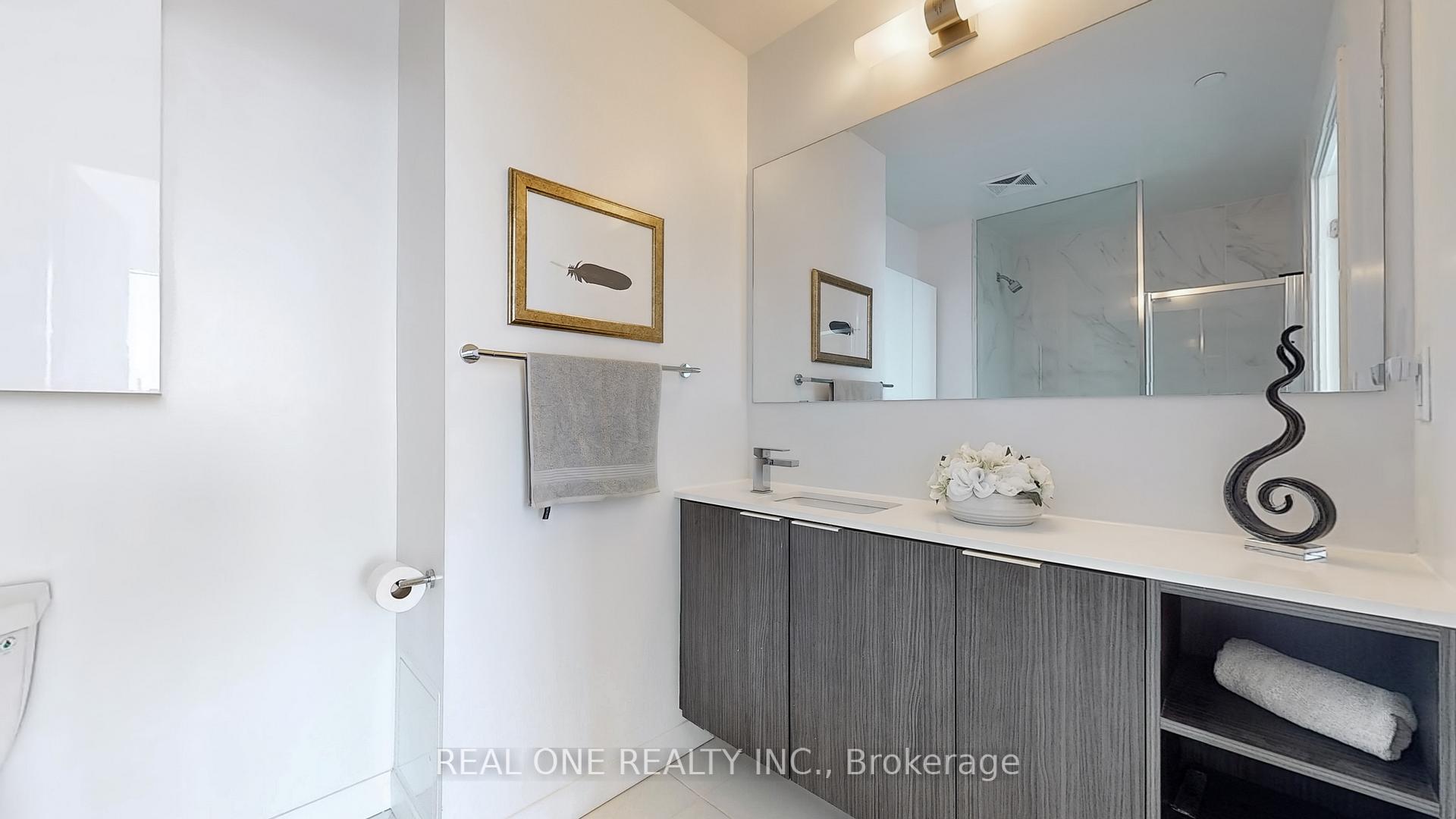 2 Bedrooms Condo at 31 Tippett, Toronto For sale