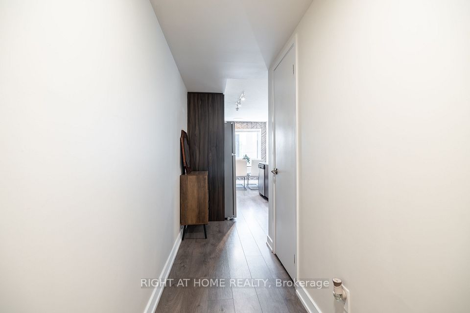 #602 - 1129 Cooke Boulevard, Burlington, ON L7T 0C3