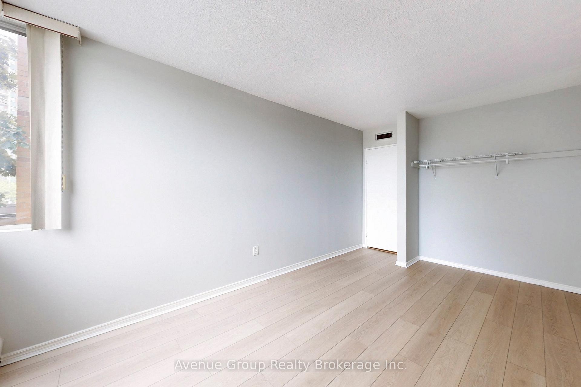 3 Bedrooms Condo at 1703 Mccowan, Toronto For sale