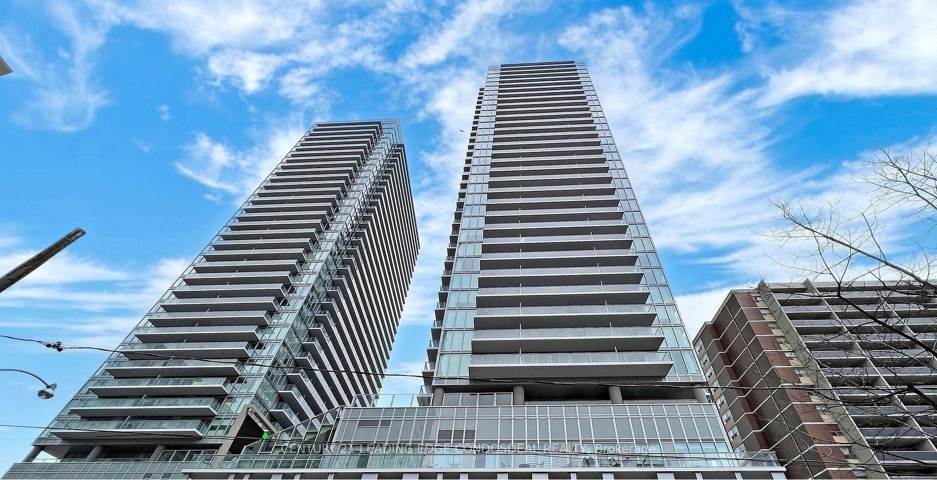 1 Bedroom Condo at 99 Broadway, Toronto For sale