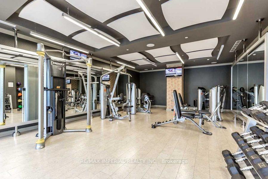 2 Bedrooms Condo at 18 Graydon Hall, Toronto For sale
