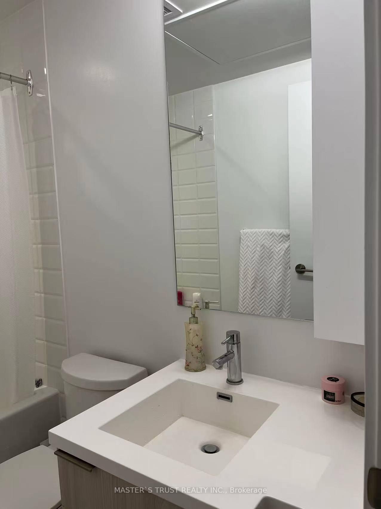 2 Bedrooms Condo at 203 College, Toronto For sale