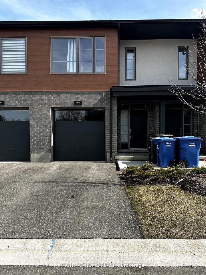 27 Steele Crescent, Guelph, ON N1E 5L7