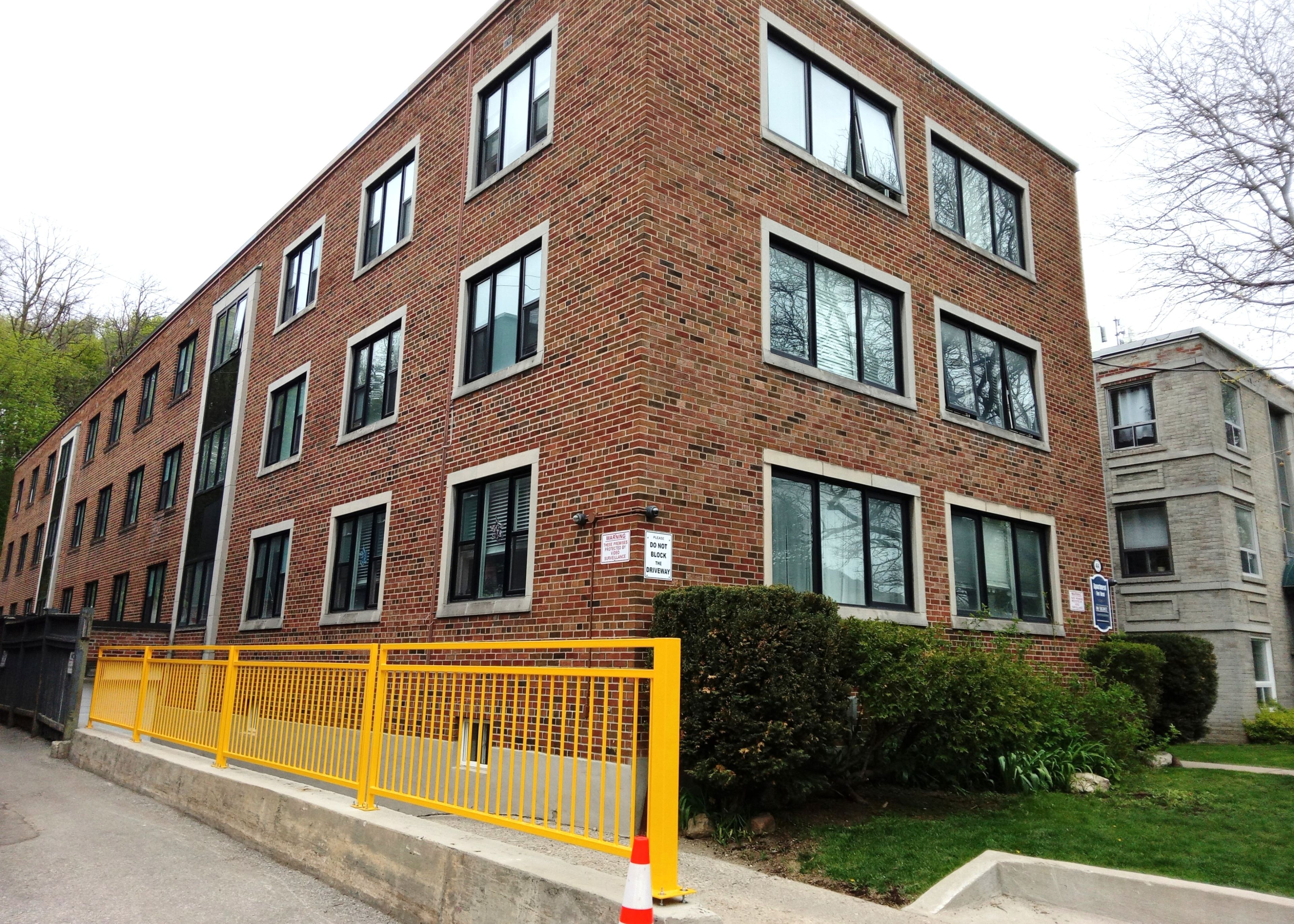 464 Summerhill Avenue 5