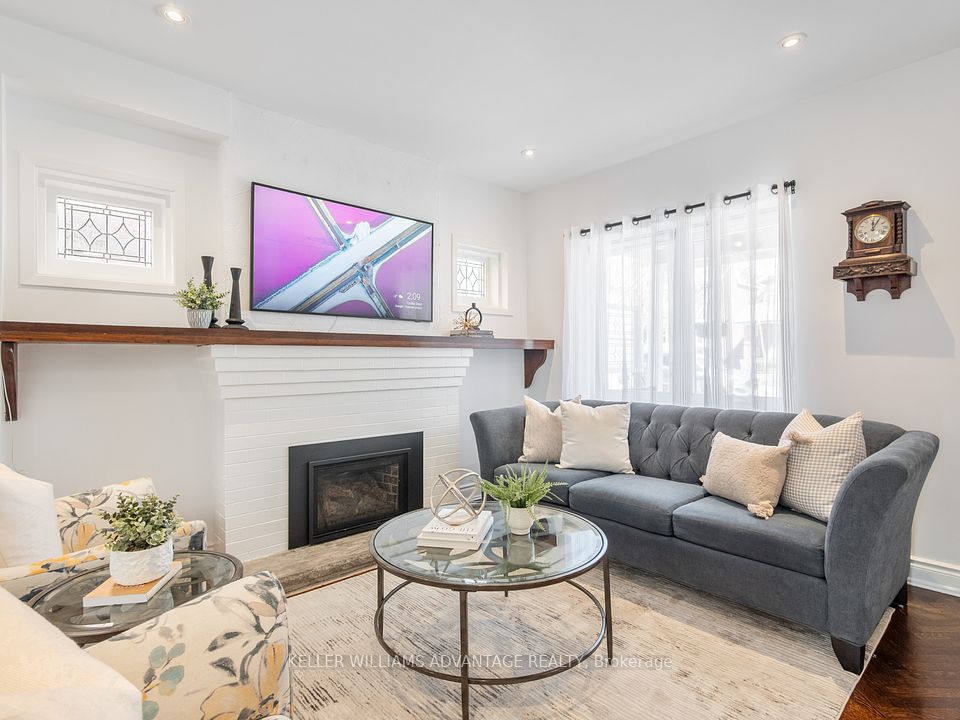 42 Normandy Boulevard, Toronto, ON M4L 3K2