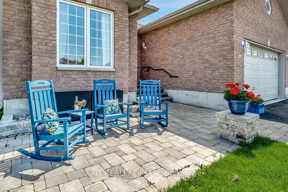 12 Aletha Drive, Prince Edward County, ON K0K 3L0