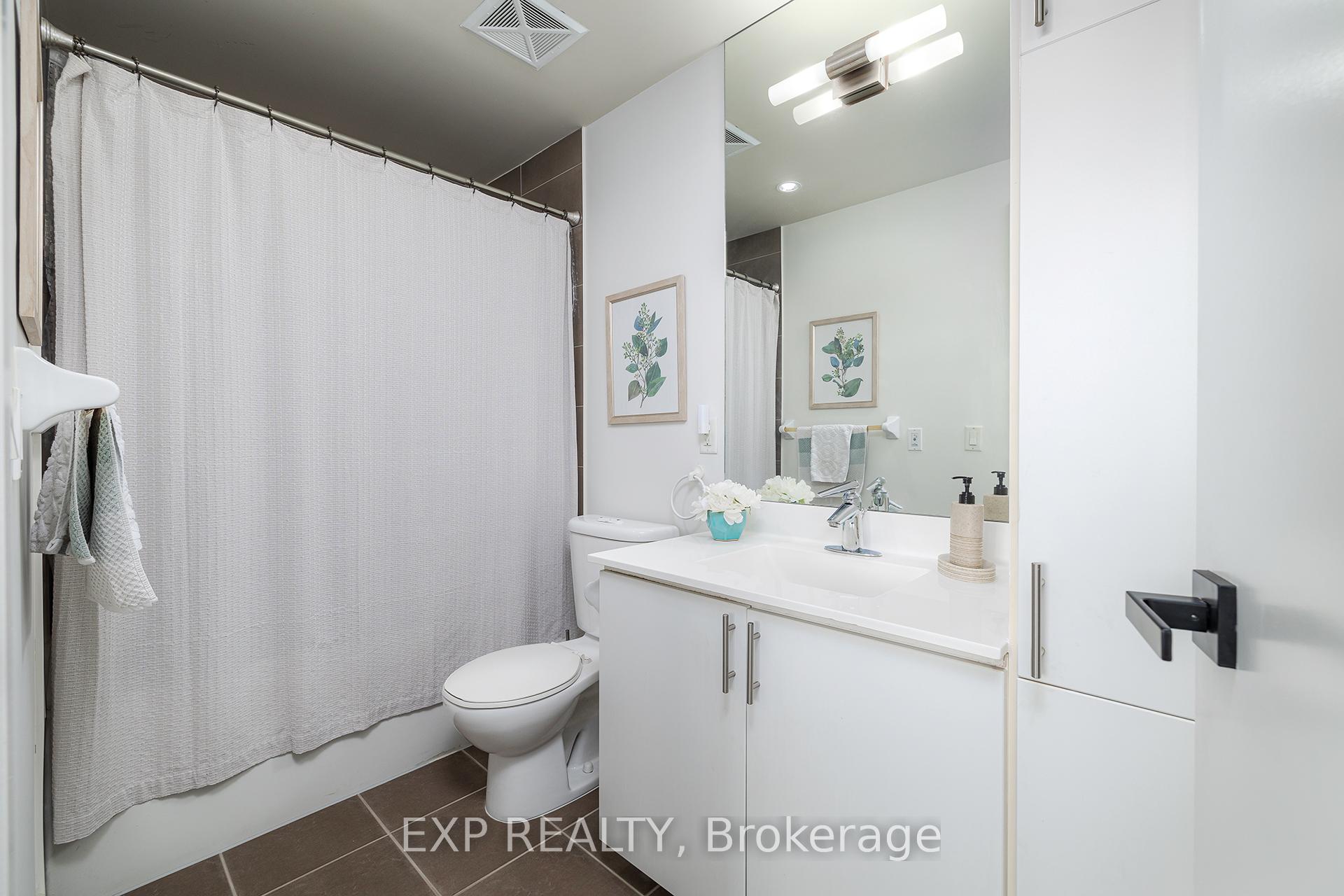1 Bedroom Condo at 181 Wynford, Toronto For sale