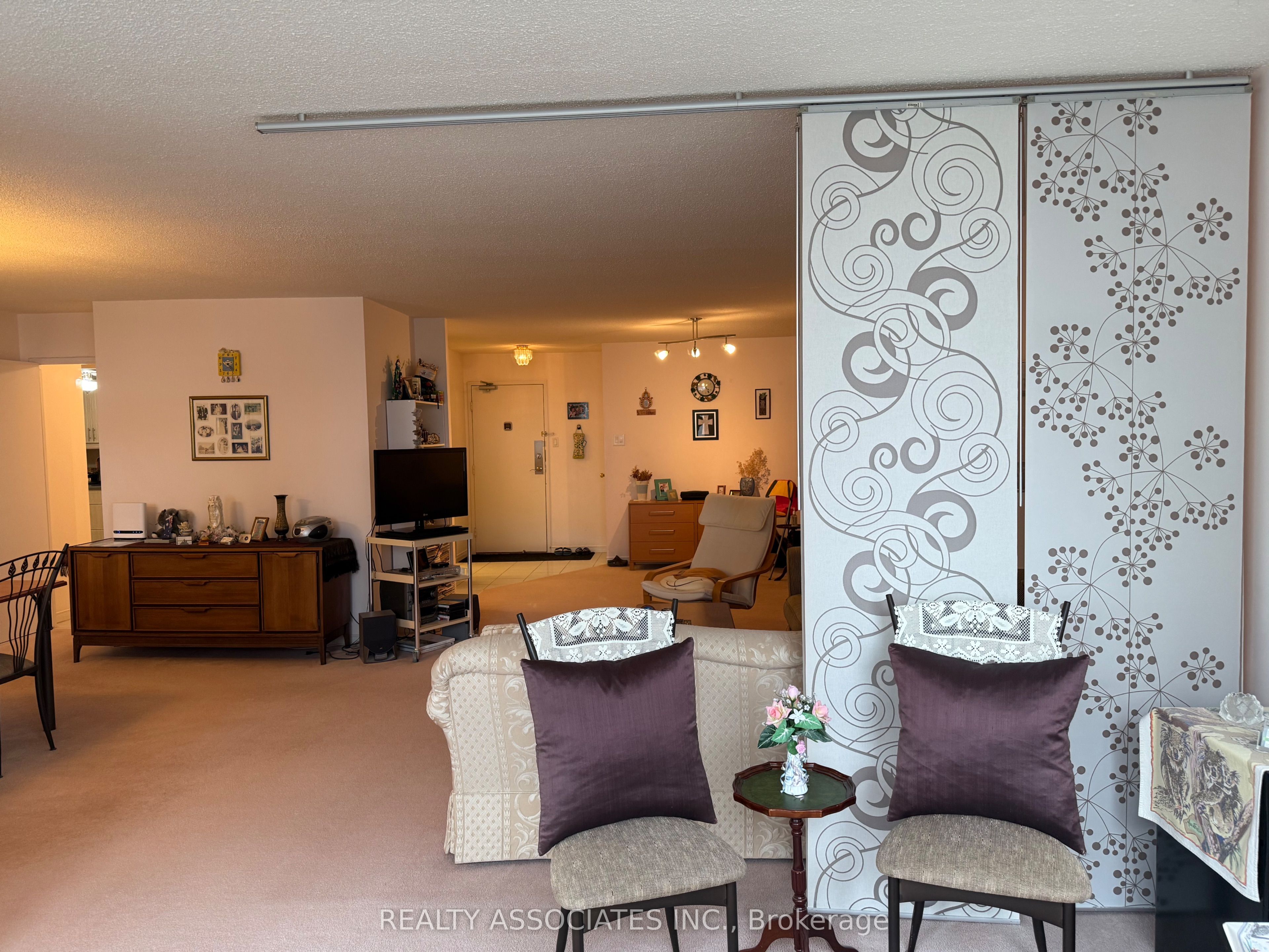 45 Huntingdale Boulevard, #808