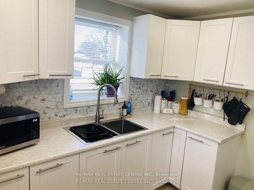 664 Wallace Street, Chatham-Kent, ON N8A 1K3