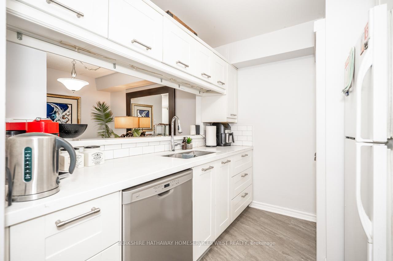 3 Bedrooms Condo at 1450 Glen Abbey,  Oakville For sale