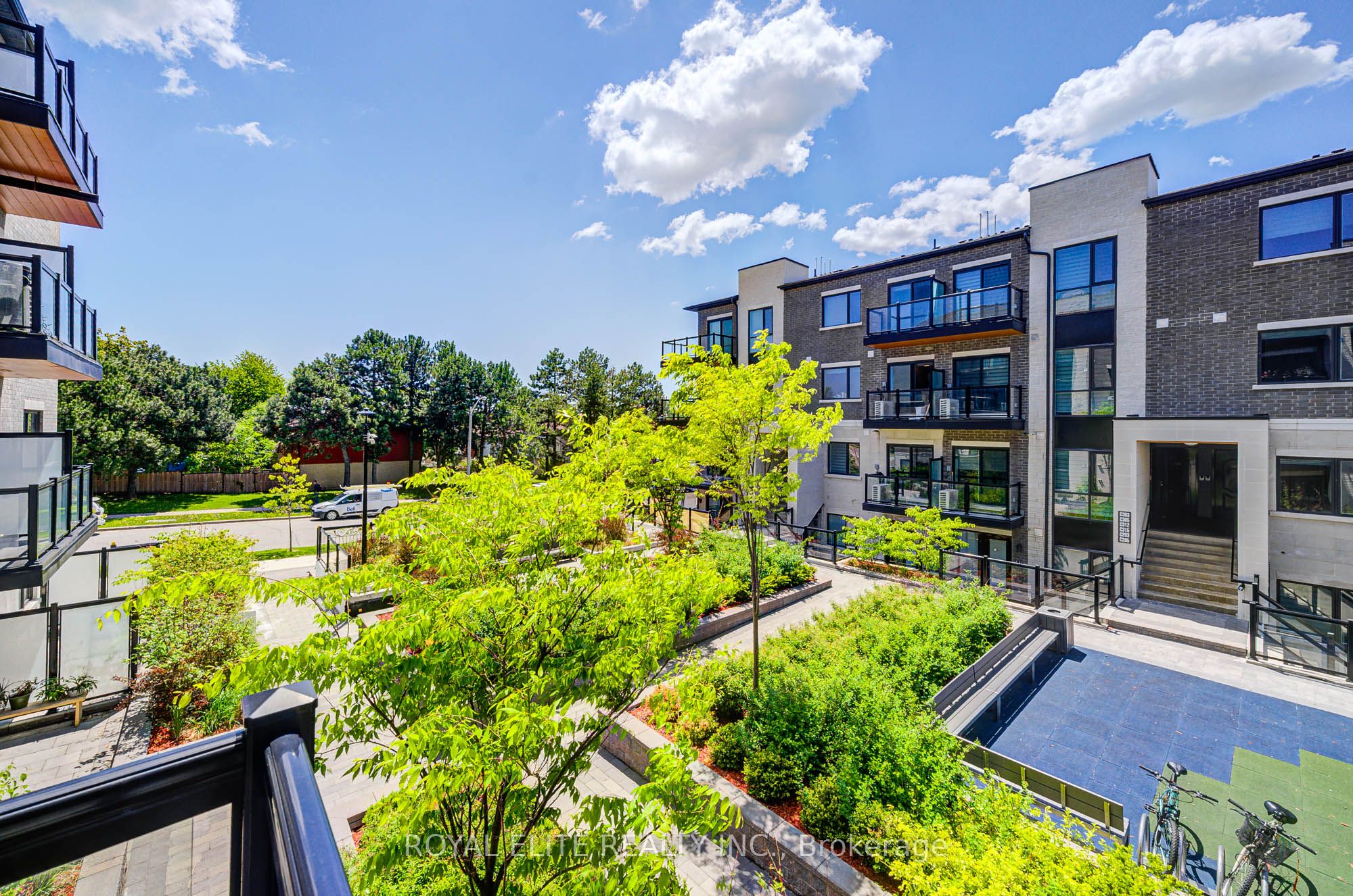 200 Chester Le Boulevard, #D205