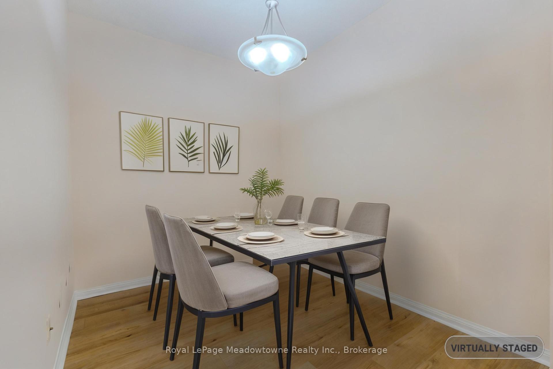 2 Bedrooms Condo at 1801 Bayview, Toronto For sale