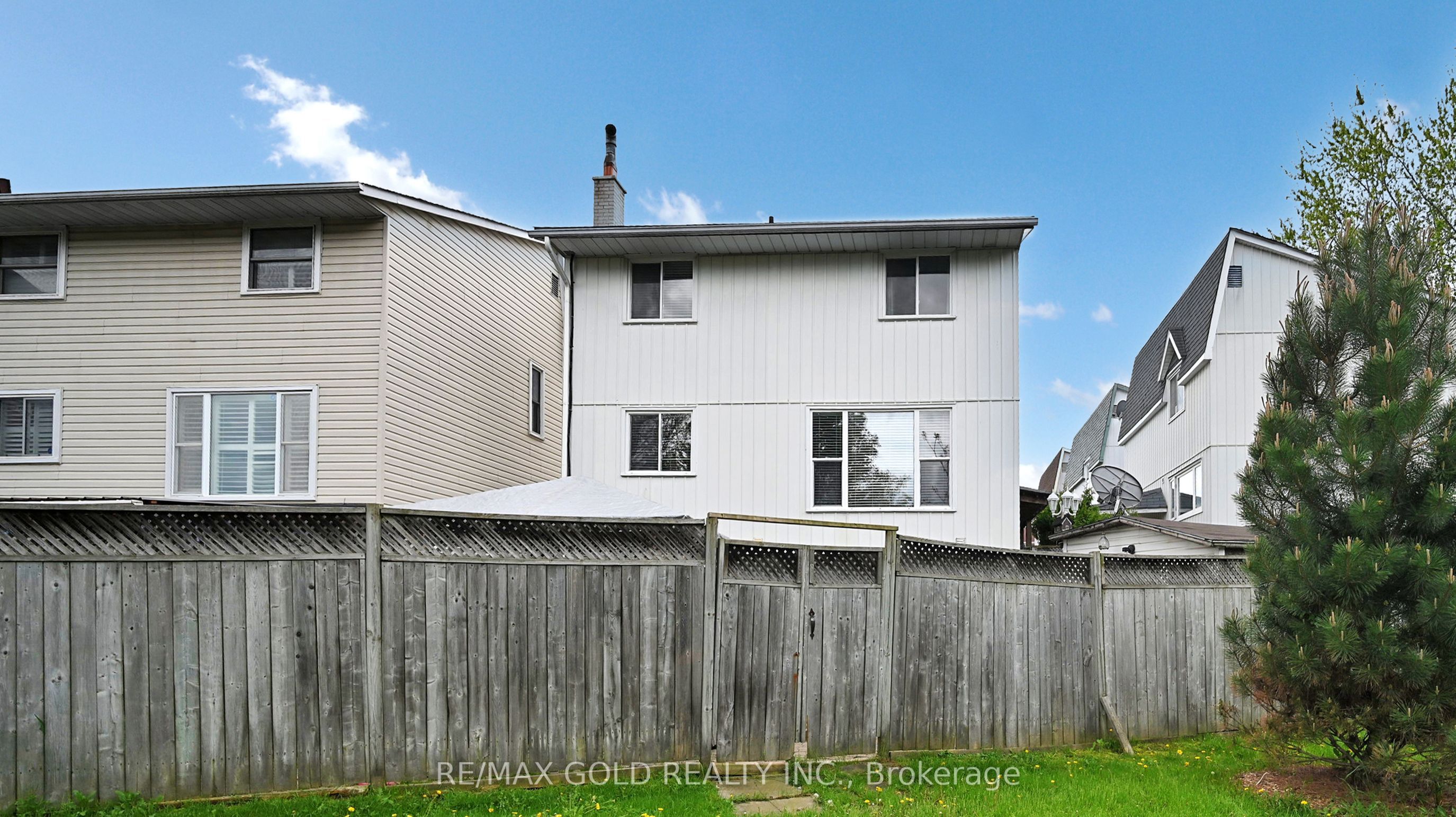 12 Homer Square