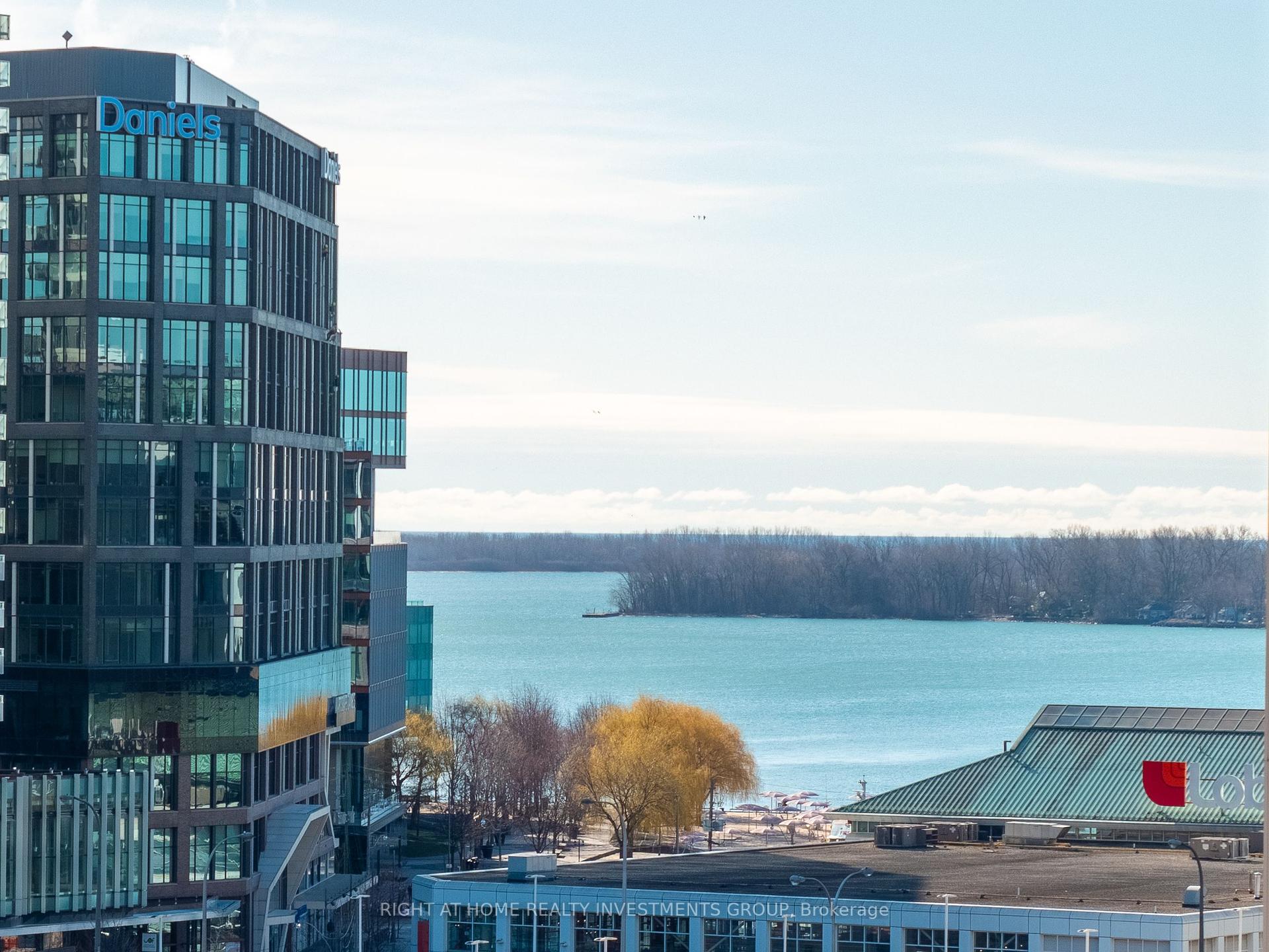 3 Bedrooms Condo at 2A Church, Toronto For sale
