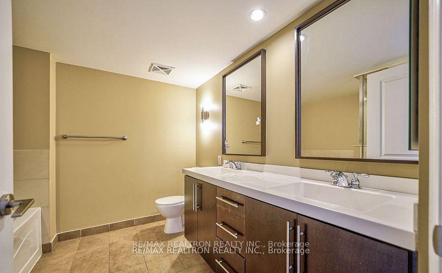3 Bedrooms Condo at 500 Doris, Toronto For sale