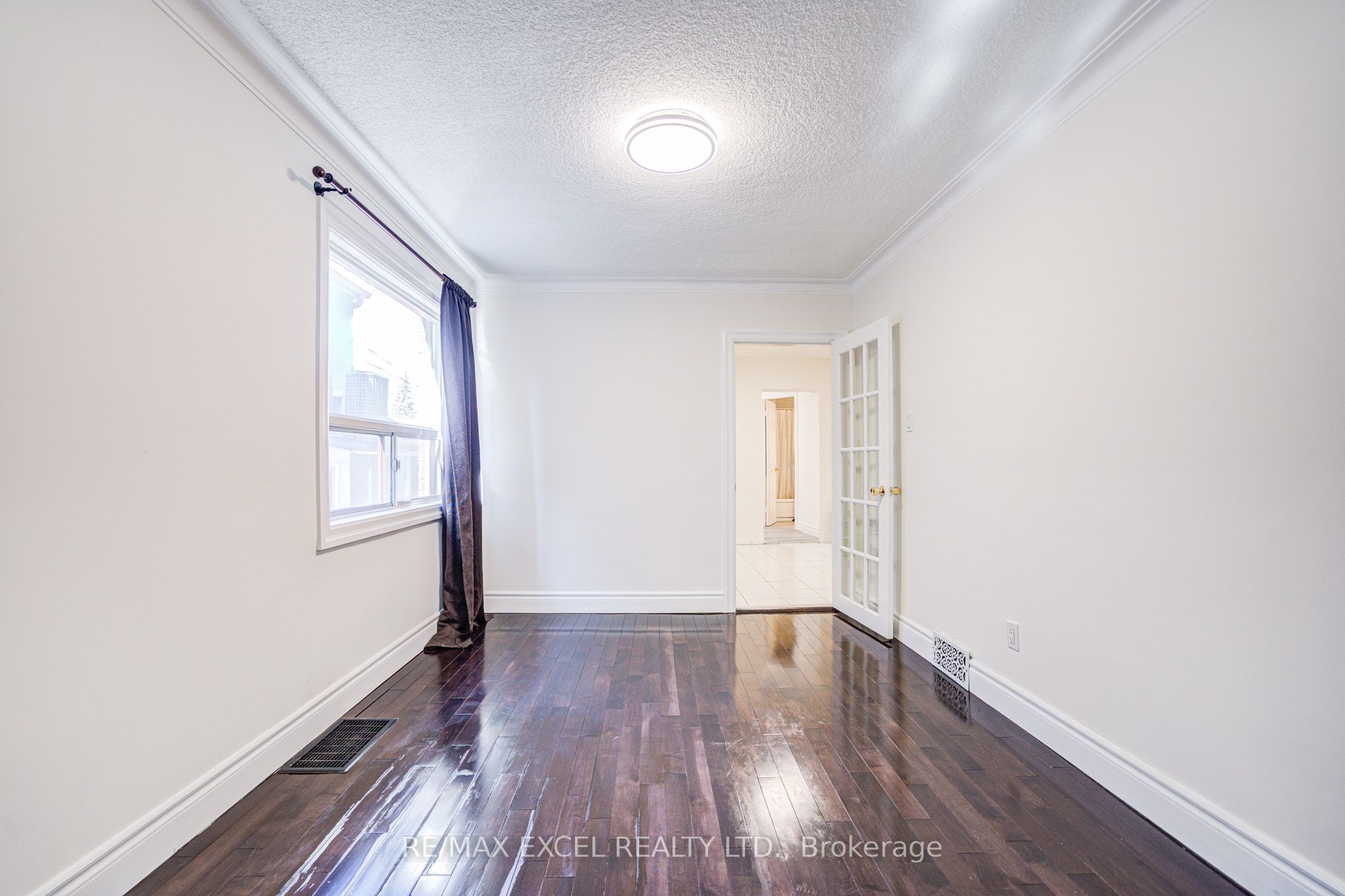 523 Delaware Avenue