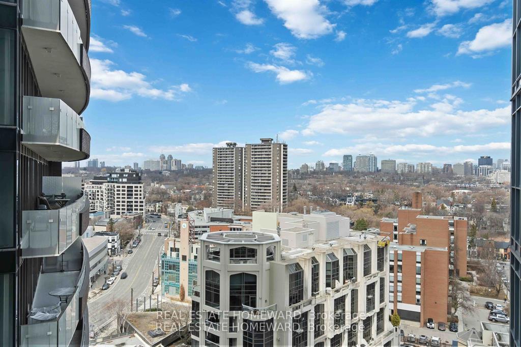 Condo at 32 Davenport, Toronto For sale
