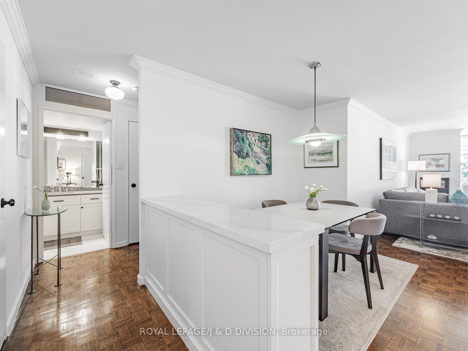 2 Bedrooms Condo at 80 Front,  Toronto For sale