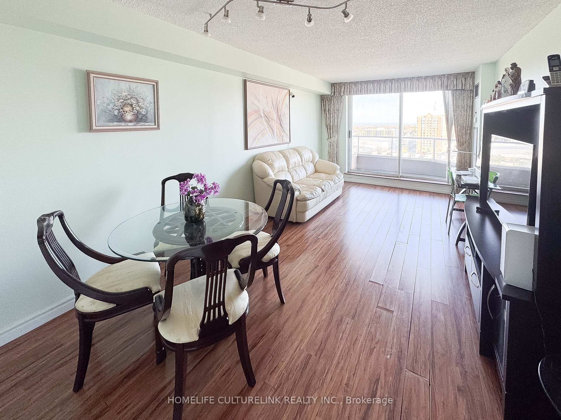 1 Bedroom Condo at 410 MCLEVIN, Toronto For sale