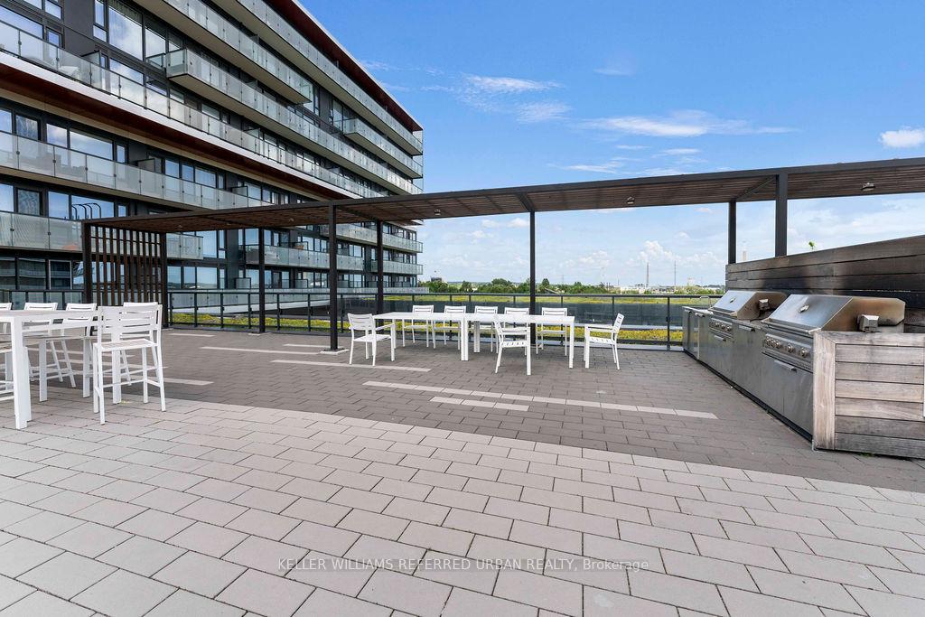 3 Bedrooms Condo at 35 Rolling Mills, Toronto For sale