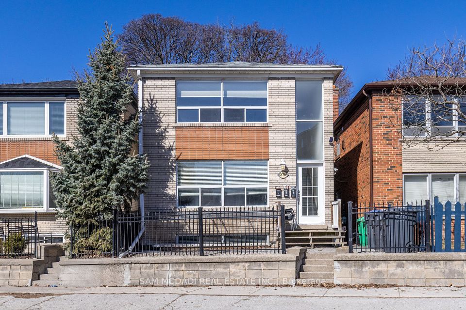 376 Lakeshore Road