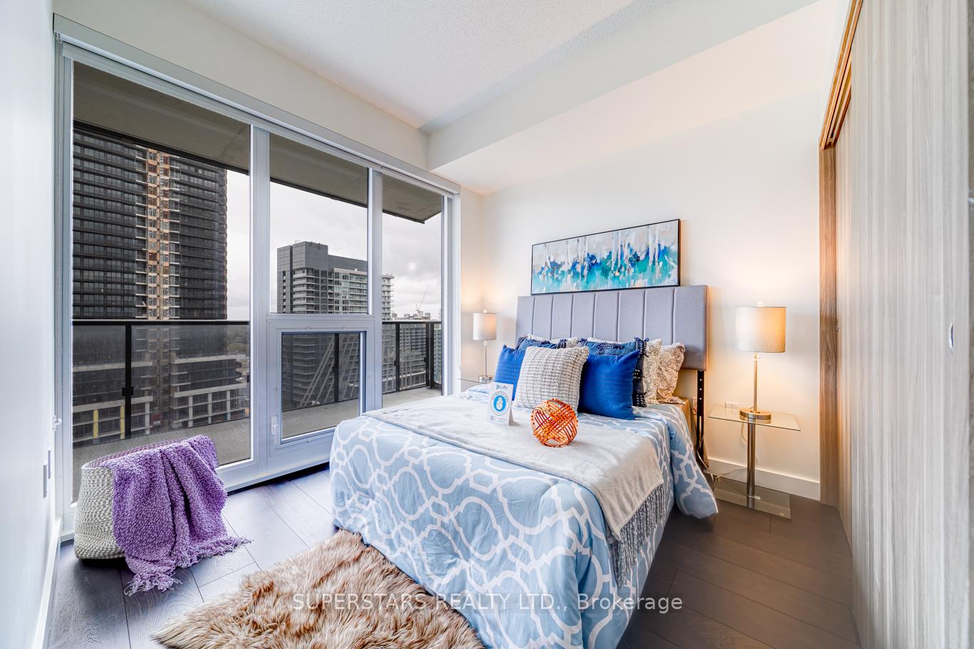 1 Bedroom Condo at 95 Mcmahon, Toronto For sale