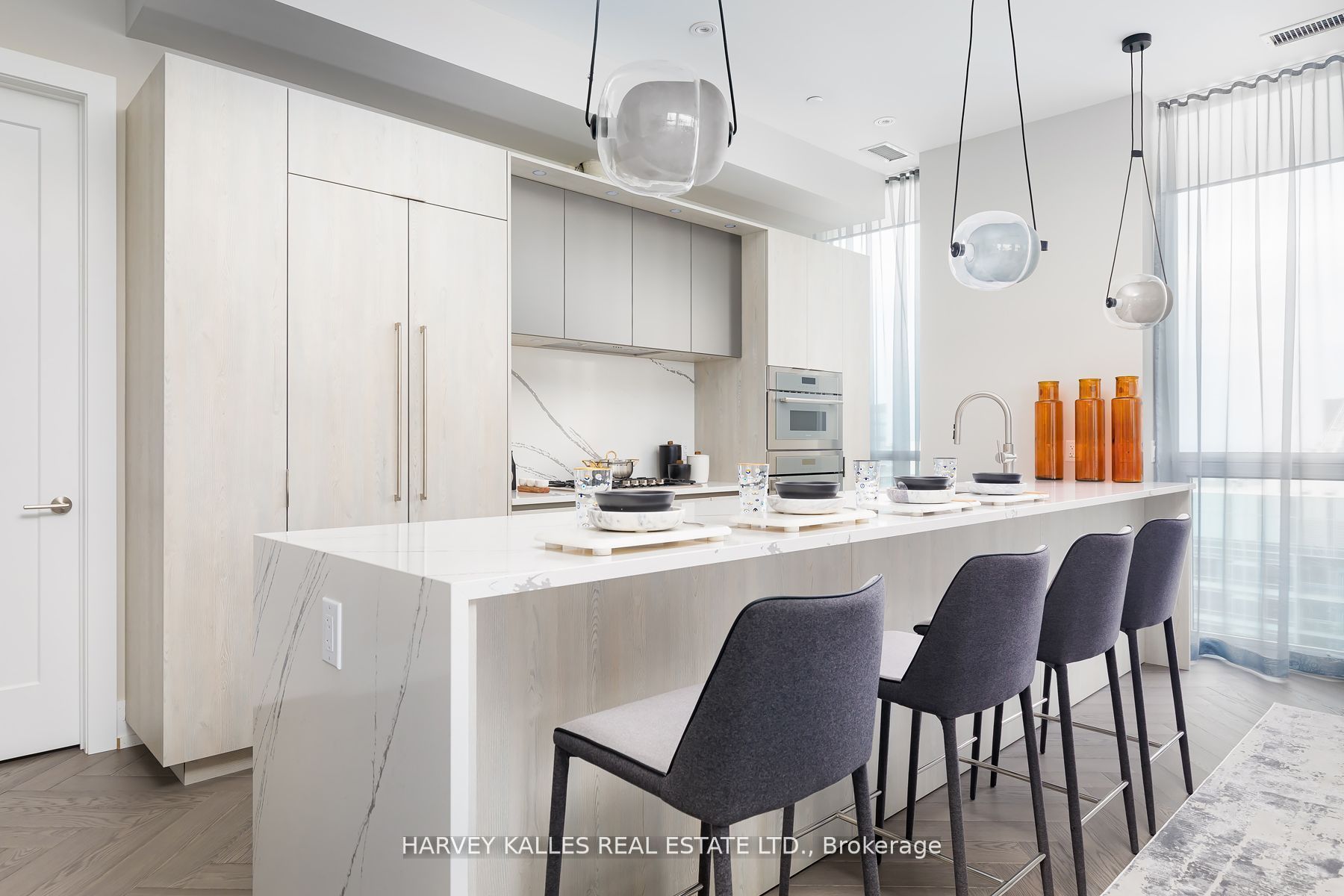 99 John Street 4802