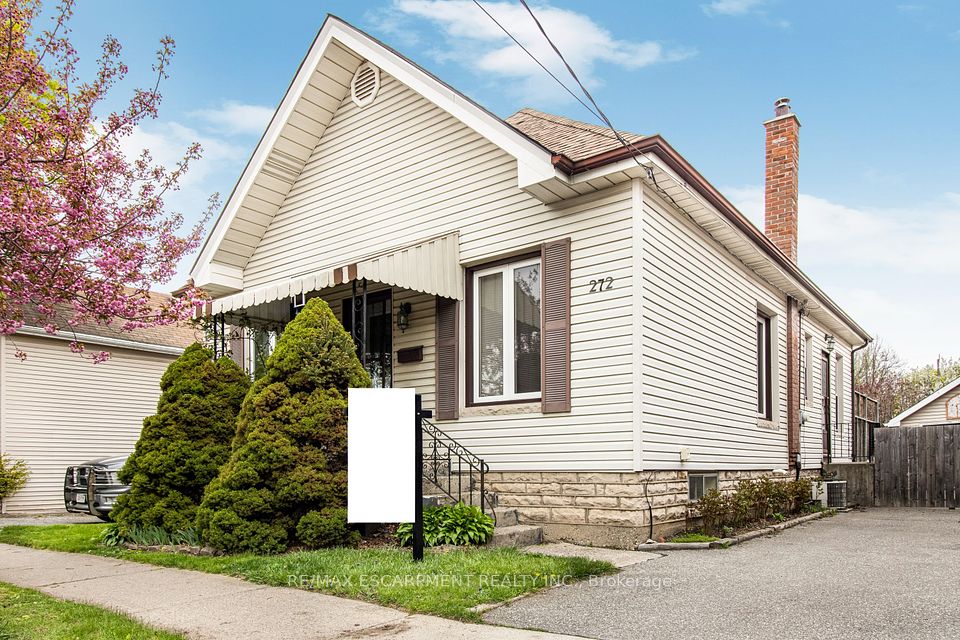 272 Nelson