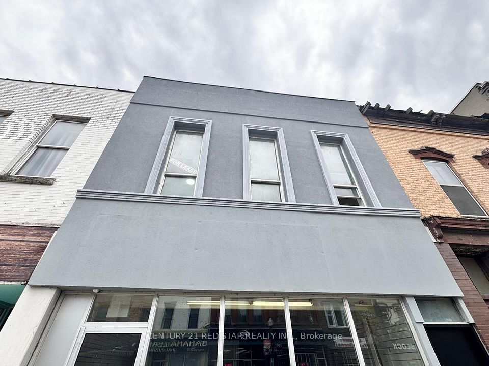 368 Dundas