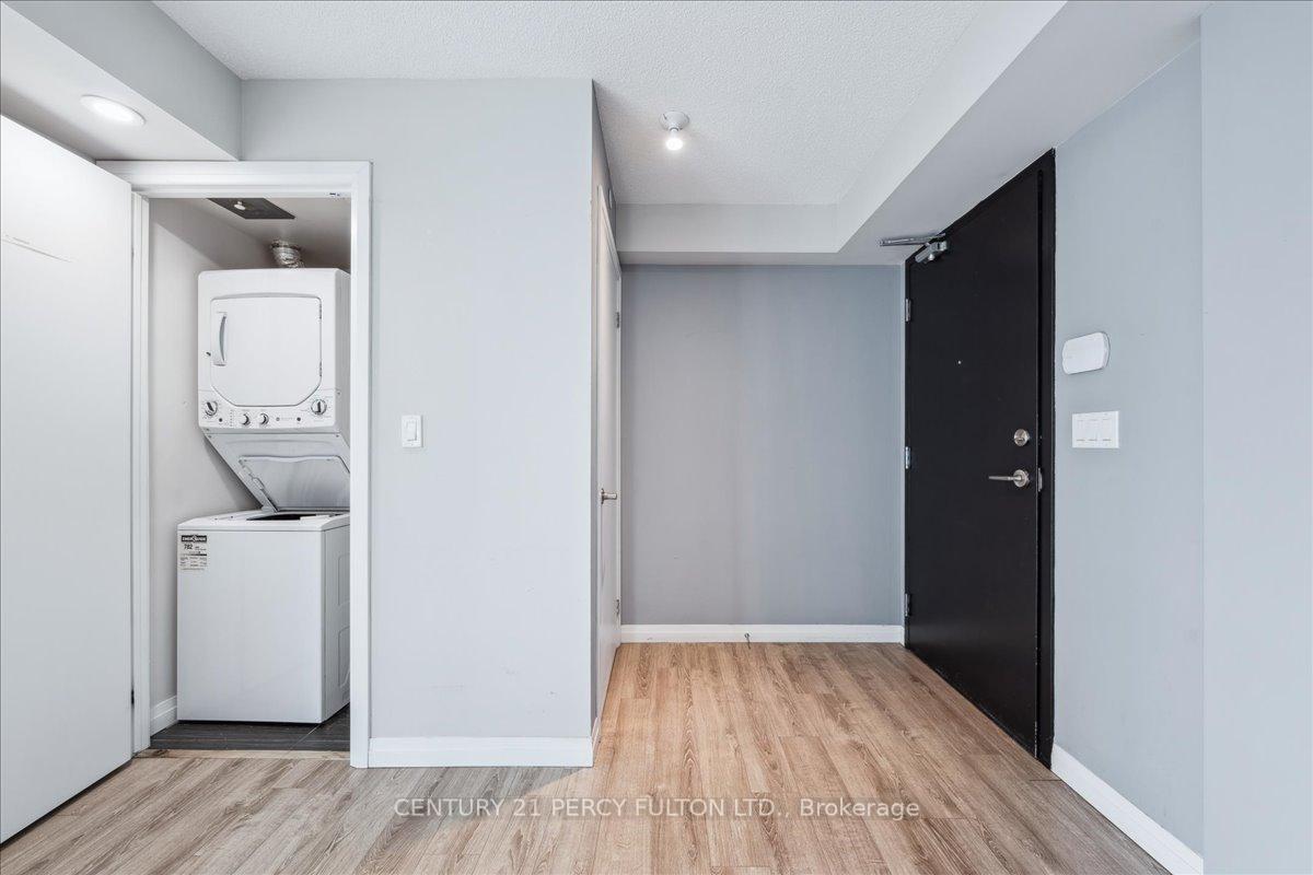 1 Bedroom Condo at 2150 Lawrence, Toronto For sale