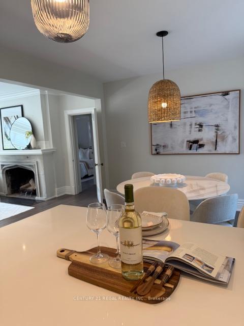 2 Bedrooms Condo at 93 Douglas, Toronto For sale