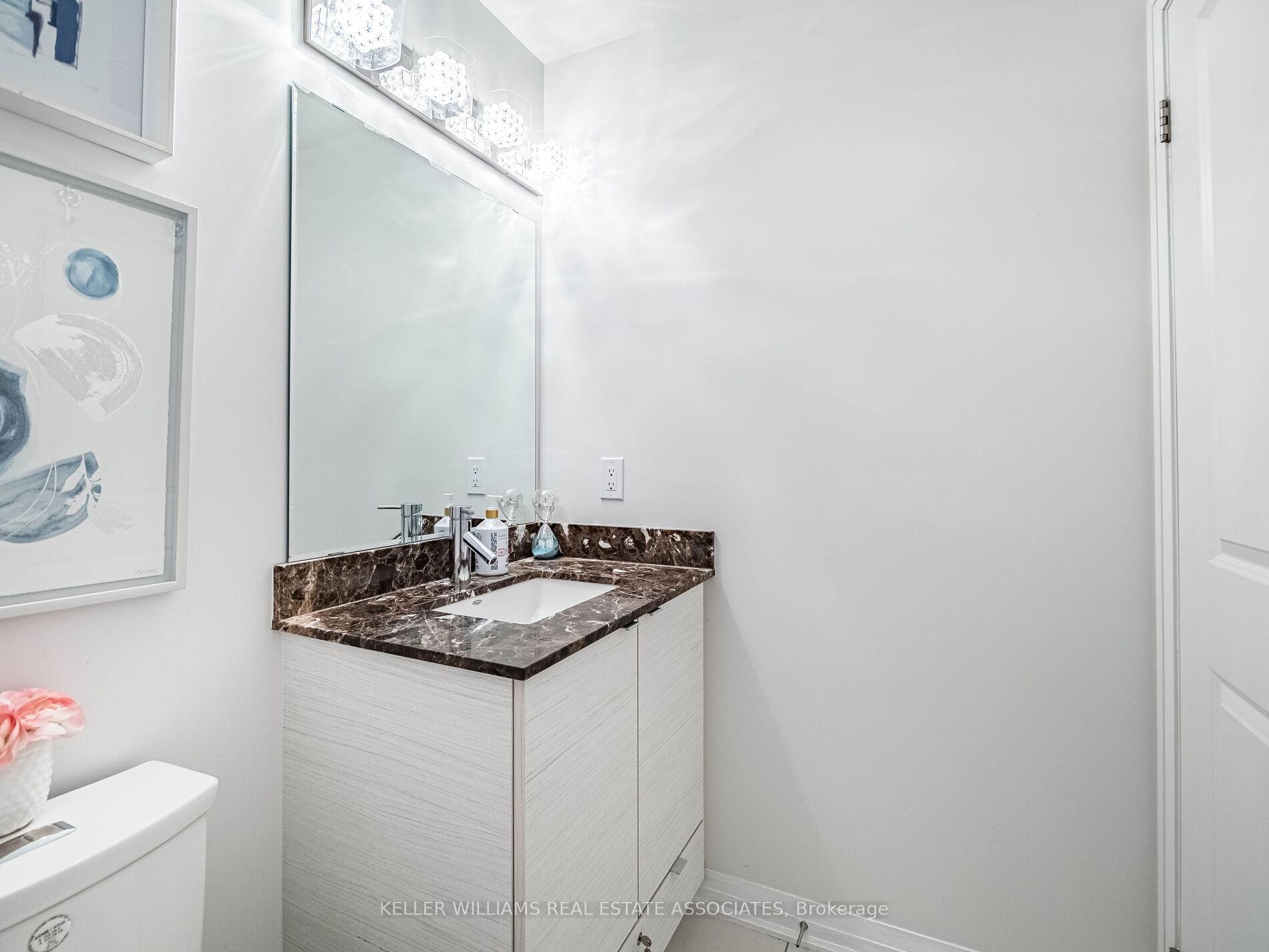 3 Bedrooms Condo at 59 Annie Craig, Toronto For sale