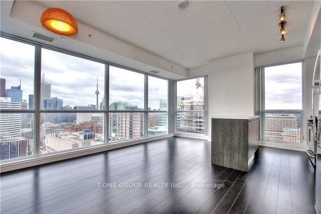 386 Yonge Street