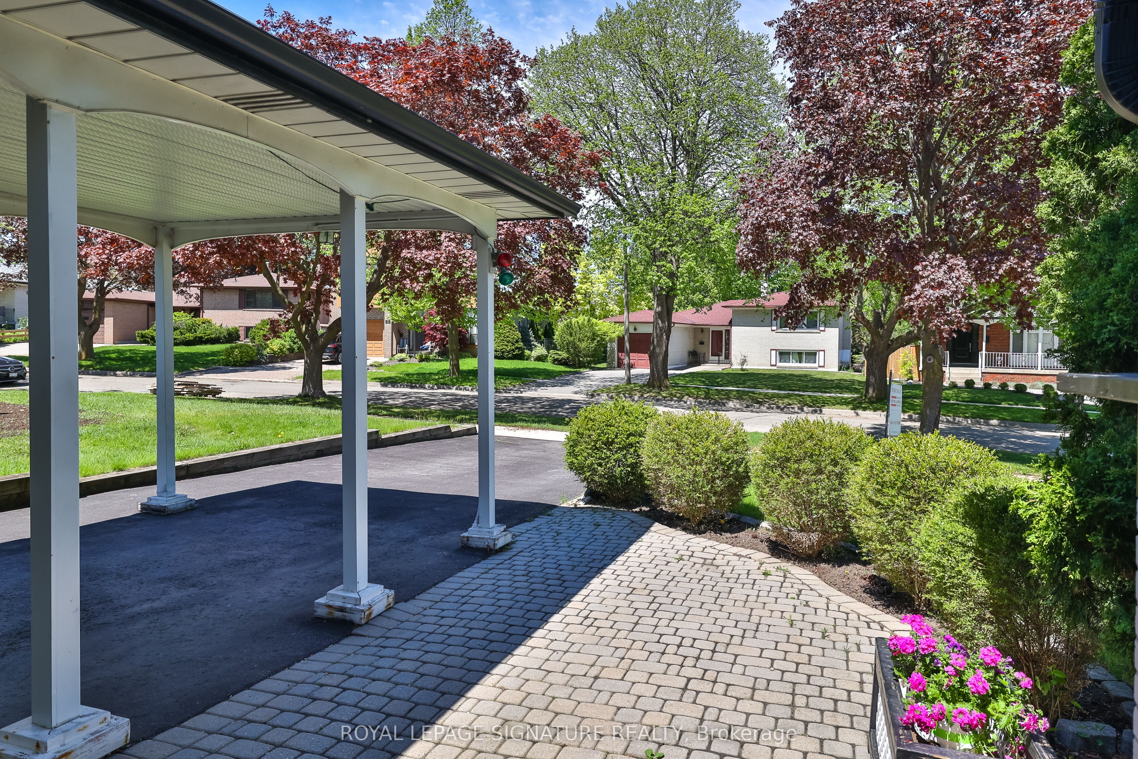 21 Griselda Crescent