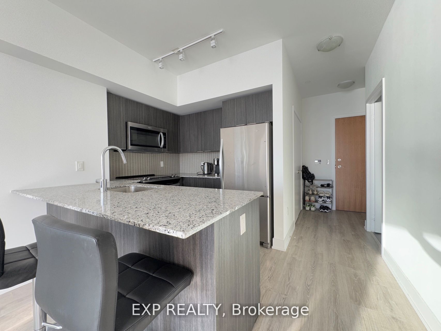 20 Shore Breeze Drive, #2808