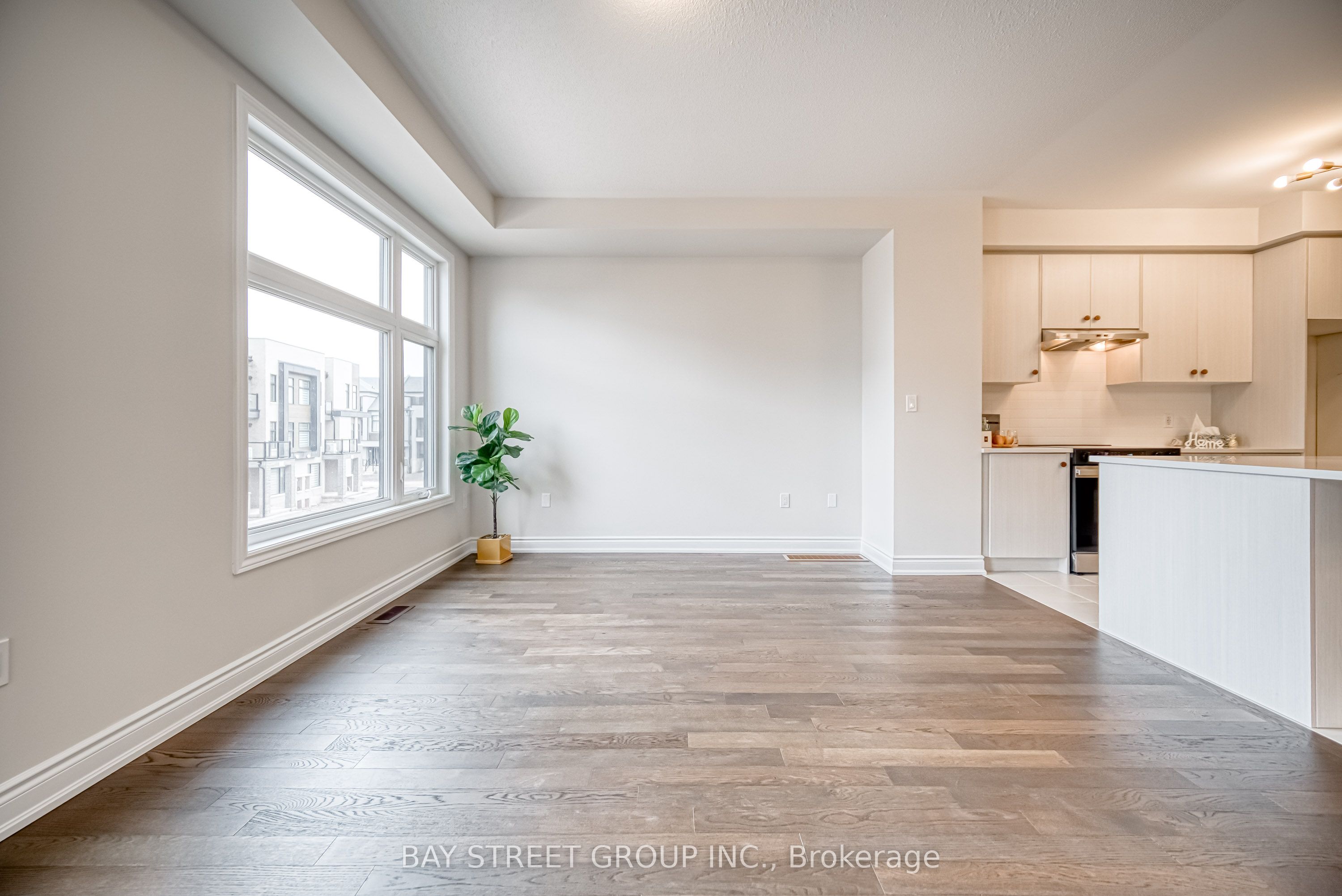 1411 Courtleigh Trail