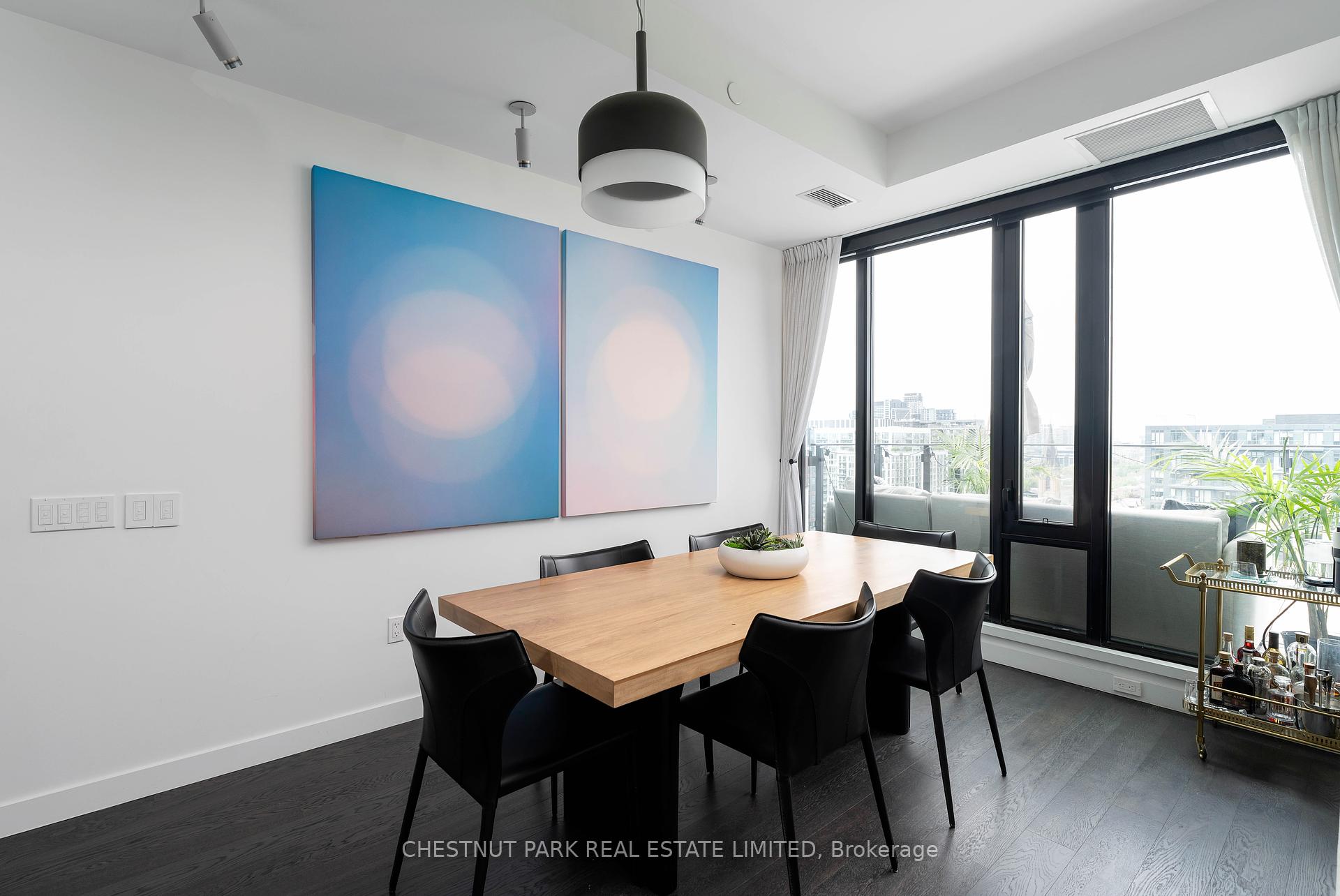 2 Bedrooms Condo at 505 Richmond, Toronto For sale
