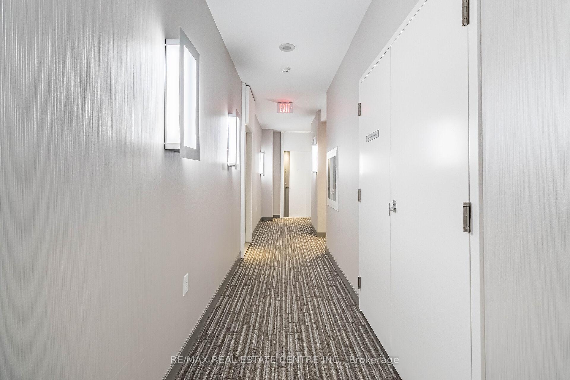 1 Bedroom Condo at 8 The Esplanade, Toronto For sale