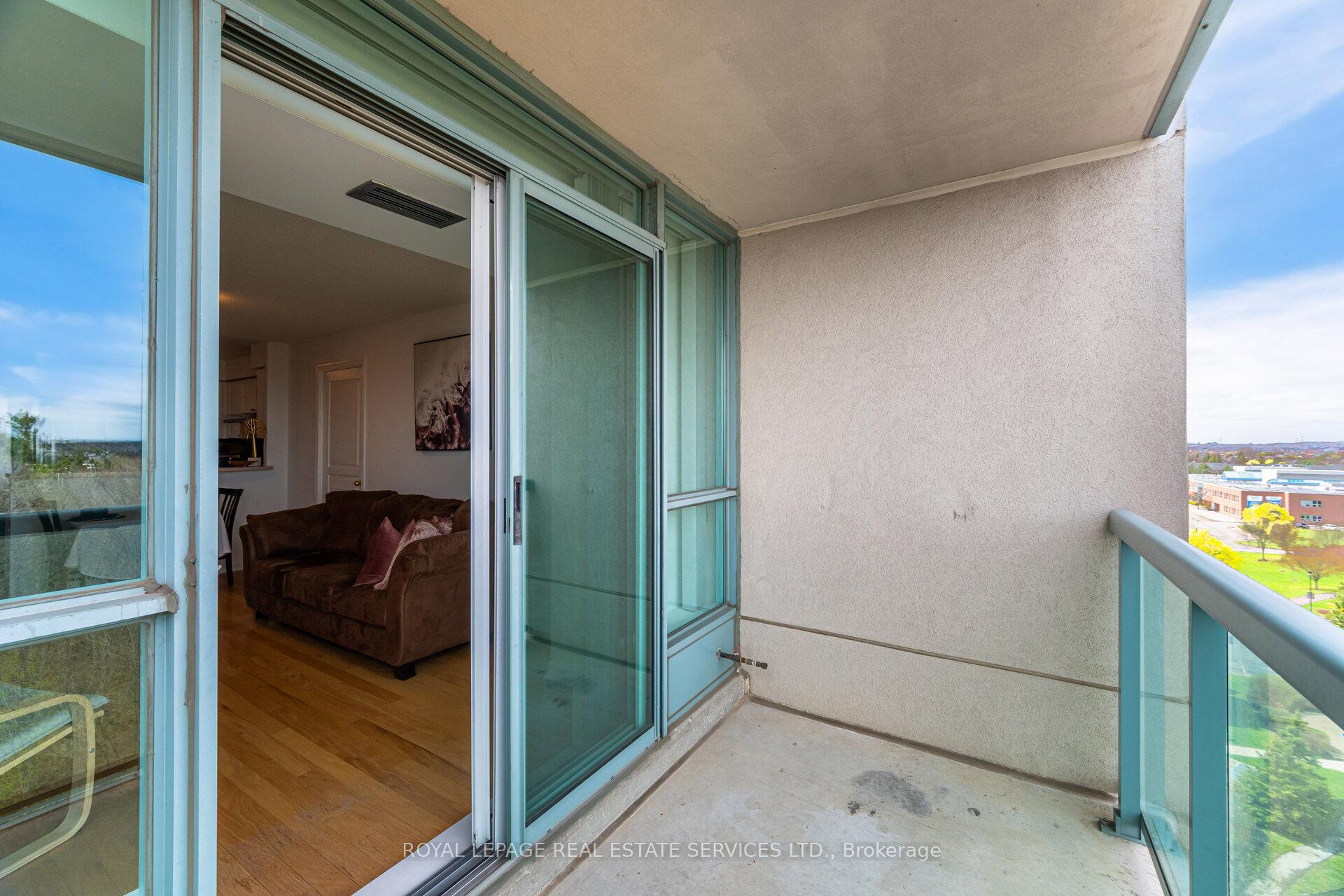 2 Bedrooms Condo at 2585 Erin Centre,  Mississauga For sale