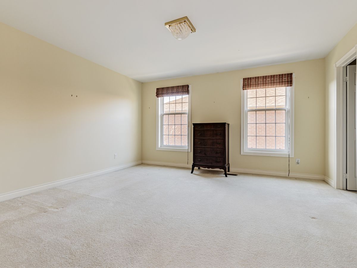 23 Danbury Court